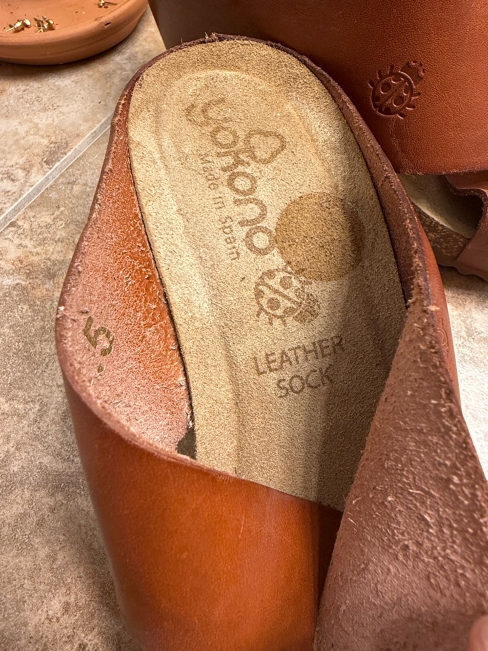 Yokono Spanish Leather Women's Crossover Leather Slide Sandals - Cognac Brown - Picture 3 of 5